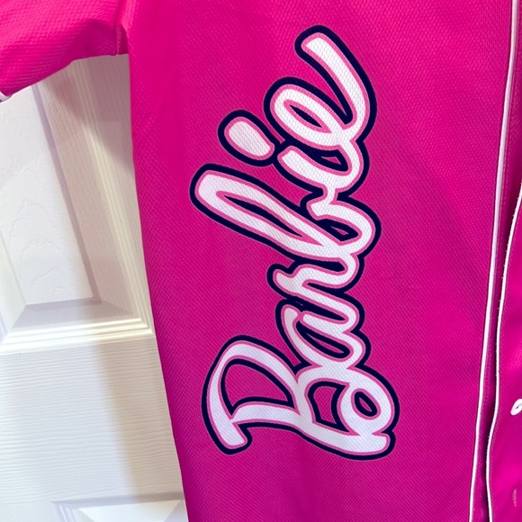 Malibu Barbie baseball shirt, size large - Picture 3 of 9